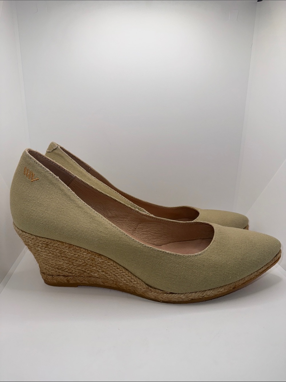 Viscata Roses Canvas Espadrille Wedges w Pointed Toe Women’s Size EU 41 US 10